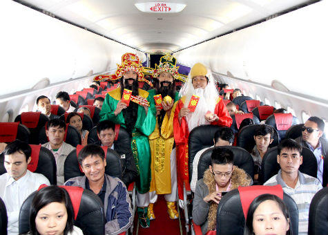 “Vui lễ hội – đón bất ngờ” giá chỉ từ 99,000 đồng